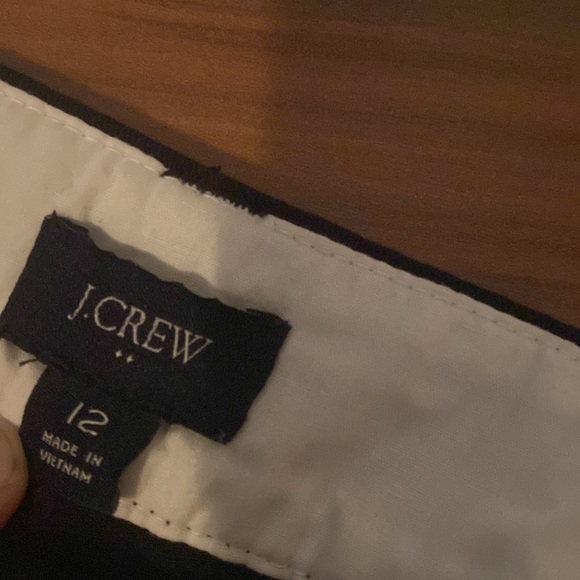 J crew size 12 black shorts - Picture 2 of 3